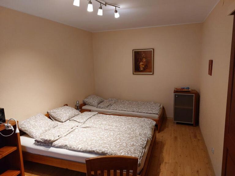 Apartament Polna Zator Lägenhet Exteriör bild